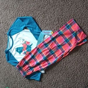 *Sold**Girls matching pajama set